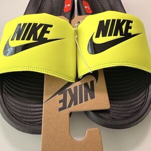 Nike Mens Slides Sandals Victori Slide Black/Volt  Size 10 - CN9675-015 New